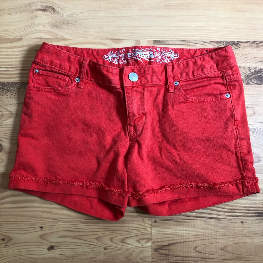 Express coral red denim shorts